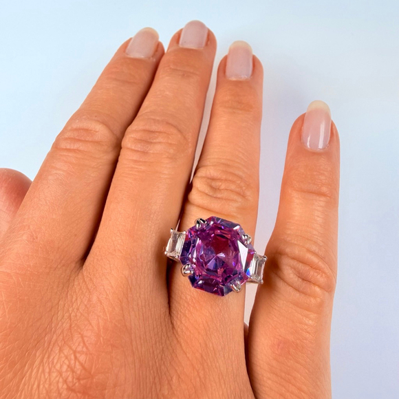 Amethyst Purple 13.5 CT Cubic Zirconia Grand Sterling Silver 925 Vintage Ring - Picture 4 of 12